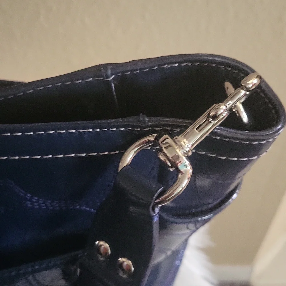 Coach Blue Signature Stitched Patent Leather Large Shoulder/cross Body Bag